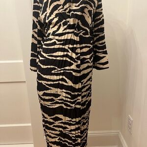 H&M Black and Cream Zebra Print Maxi Cover Up Dress
